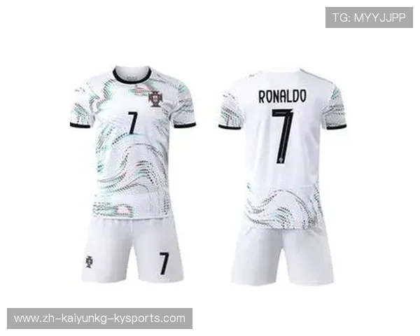 法甲主场波尔多球衣：经典设计与新赛季变革